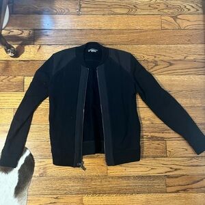 Vince lightweight cotton jacket in black - size XS